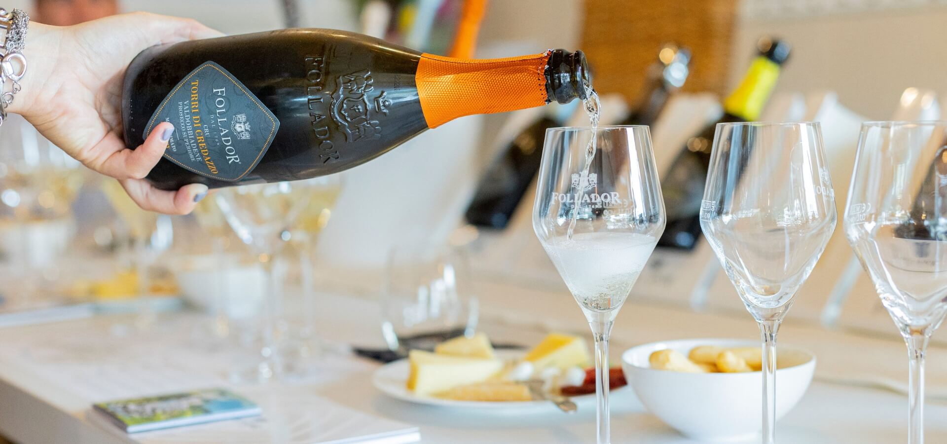 Pouring Prosecco